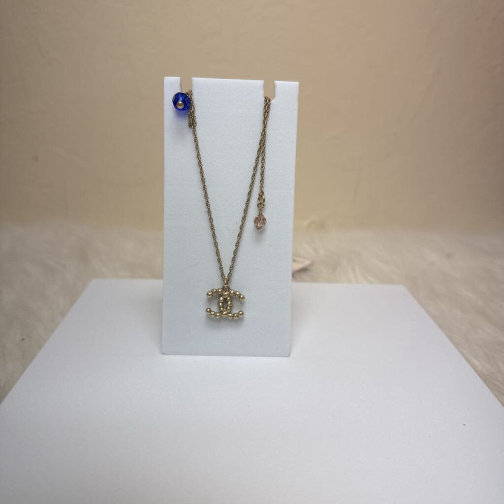 Chanel Bijoux Fantasie Faux Pearl Pendant necklace