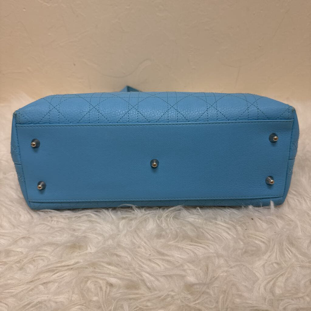 Caviar Leather Cannage Shopping Tote