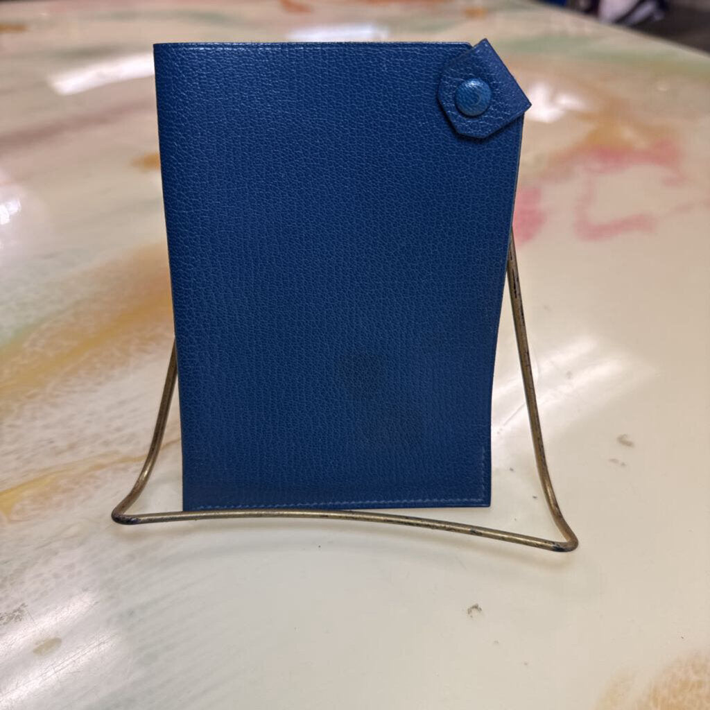 2022 Navy Epsom Tarmac Passport Cover