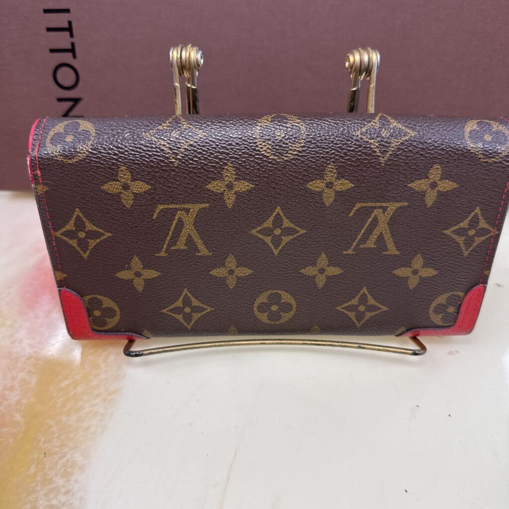 Monogram Sarah Retiro Wallet