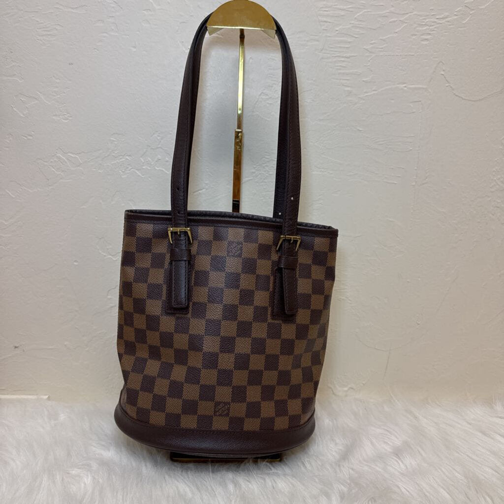 Damier Ebene Marais Bucket Bag