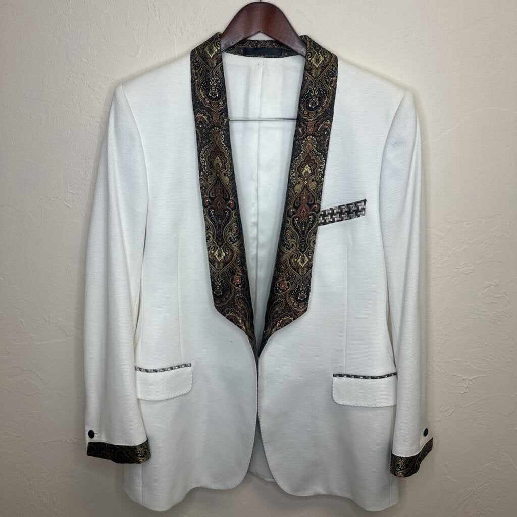 White Blazer Dark Paisley Collar