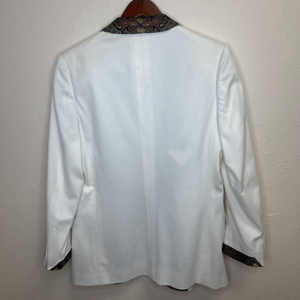 White Blazer Dark Paisley Collar