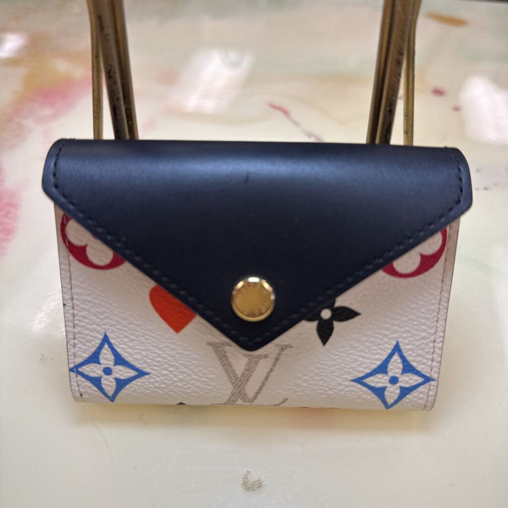 Game On Playing Cards and Pouch