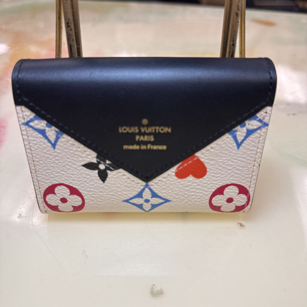Game On Playing Cards and Pouch
