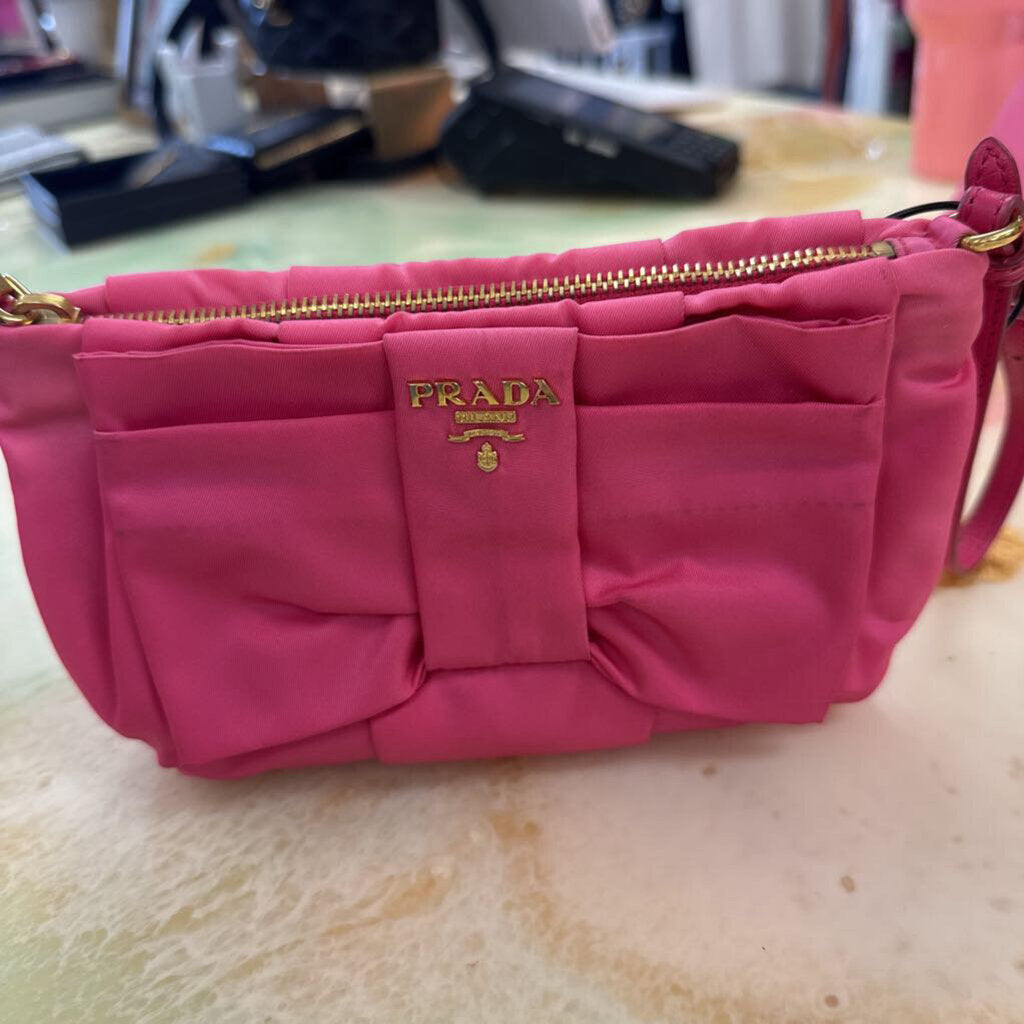 Pink Tessuto Nylon Bow Wristlet