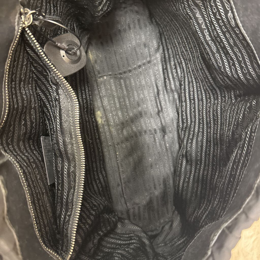 Nero Tessuto Gaufre' Tote