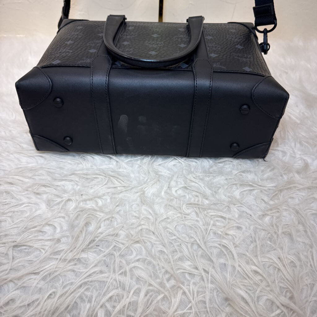 Visetos Black Medium Soft Berlin Tote