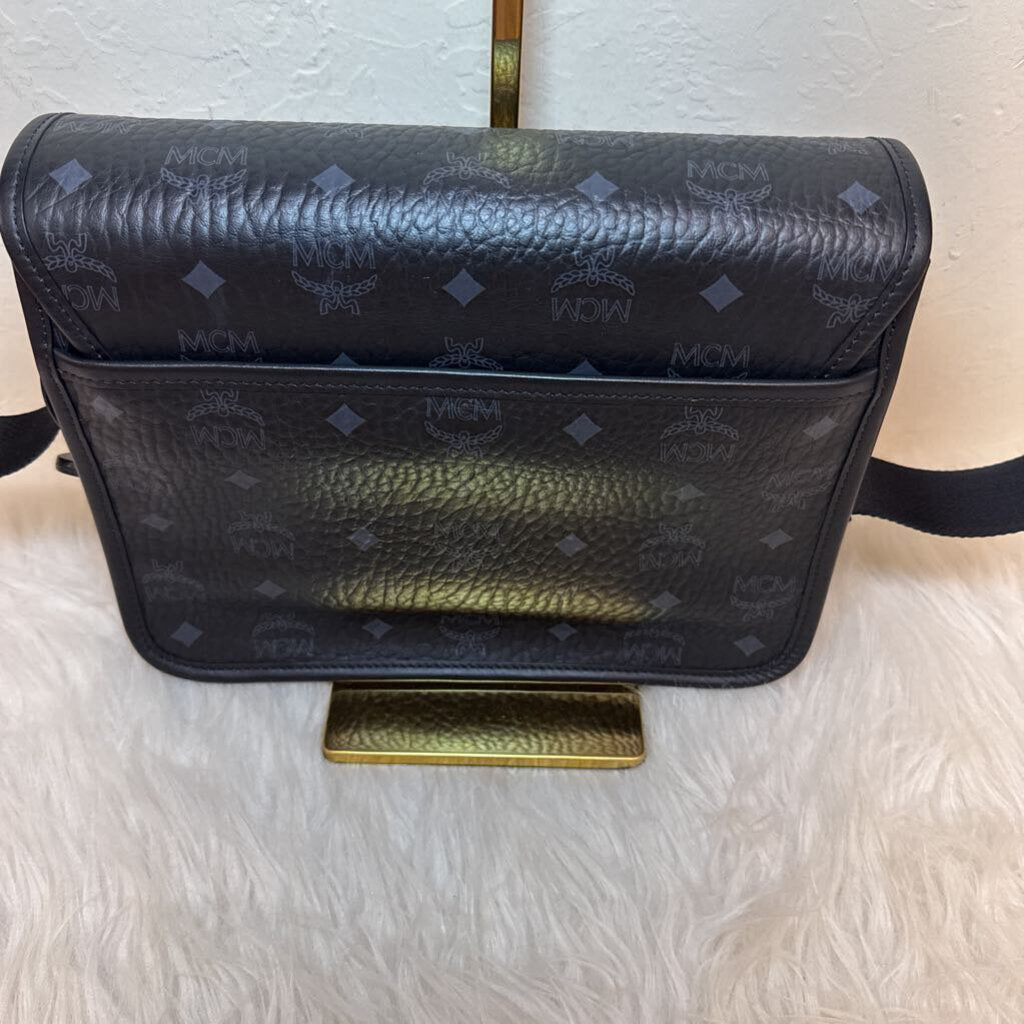 Visetos Black Medium Messenger Bag