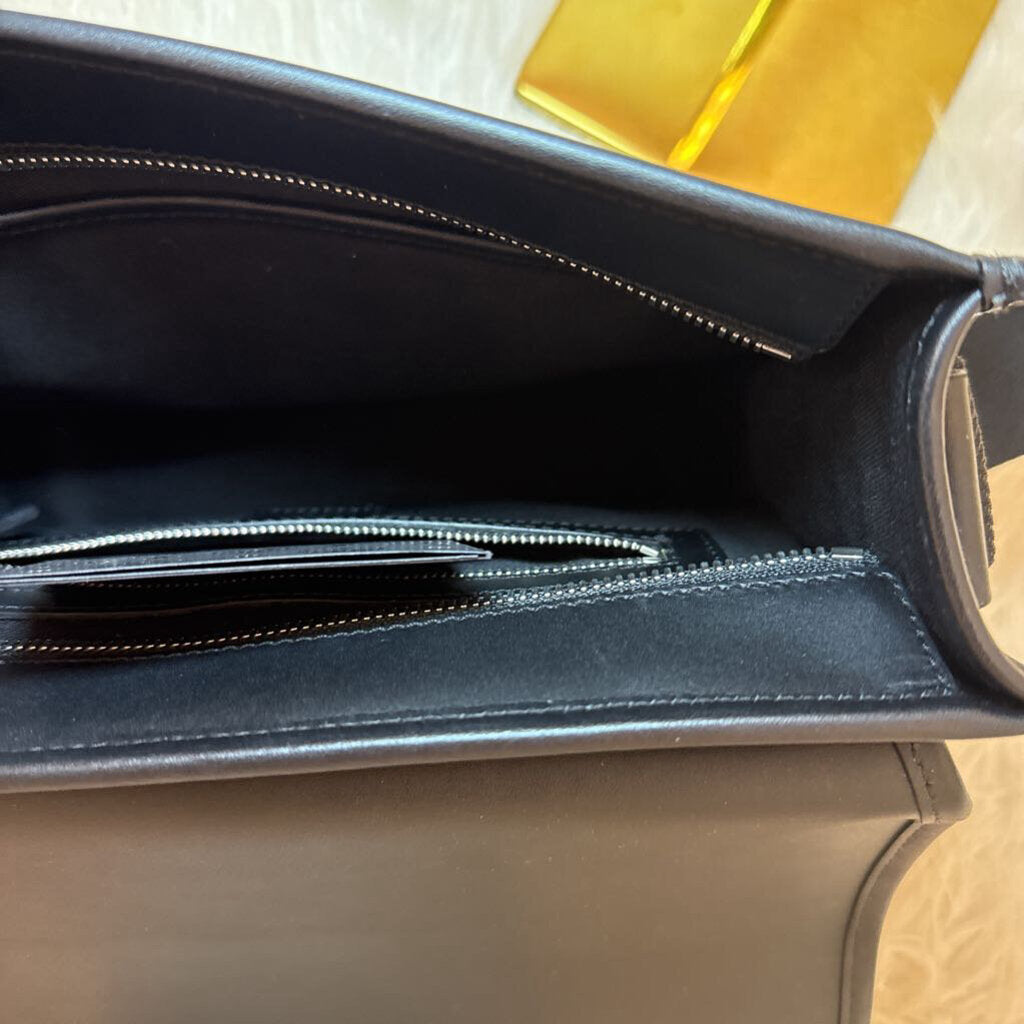 Visetos Black Medium Messenger Bag