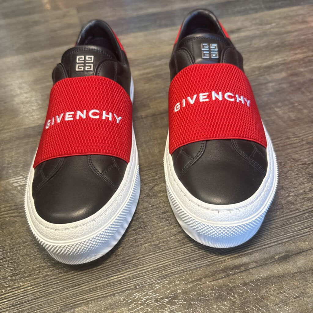 CIty Court Slip-On Sneaker Red BLACK