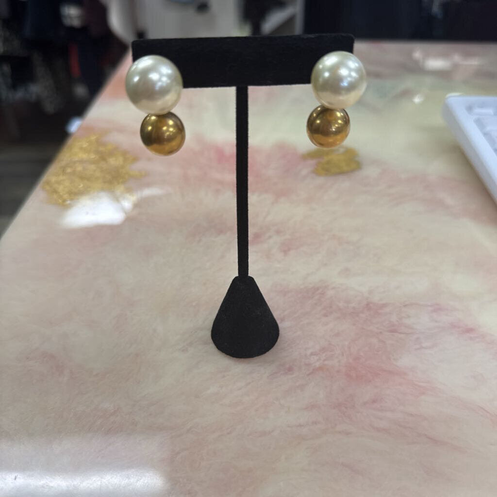 Pearl Tribales Earrings