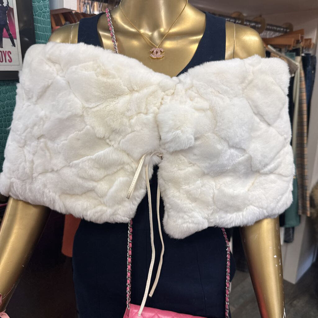 Cream fur stole