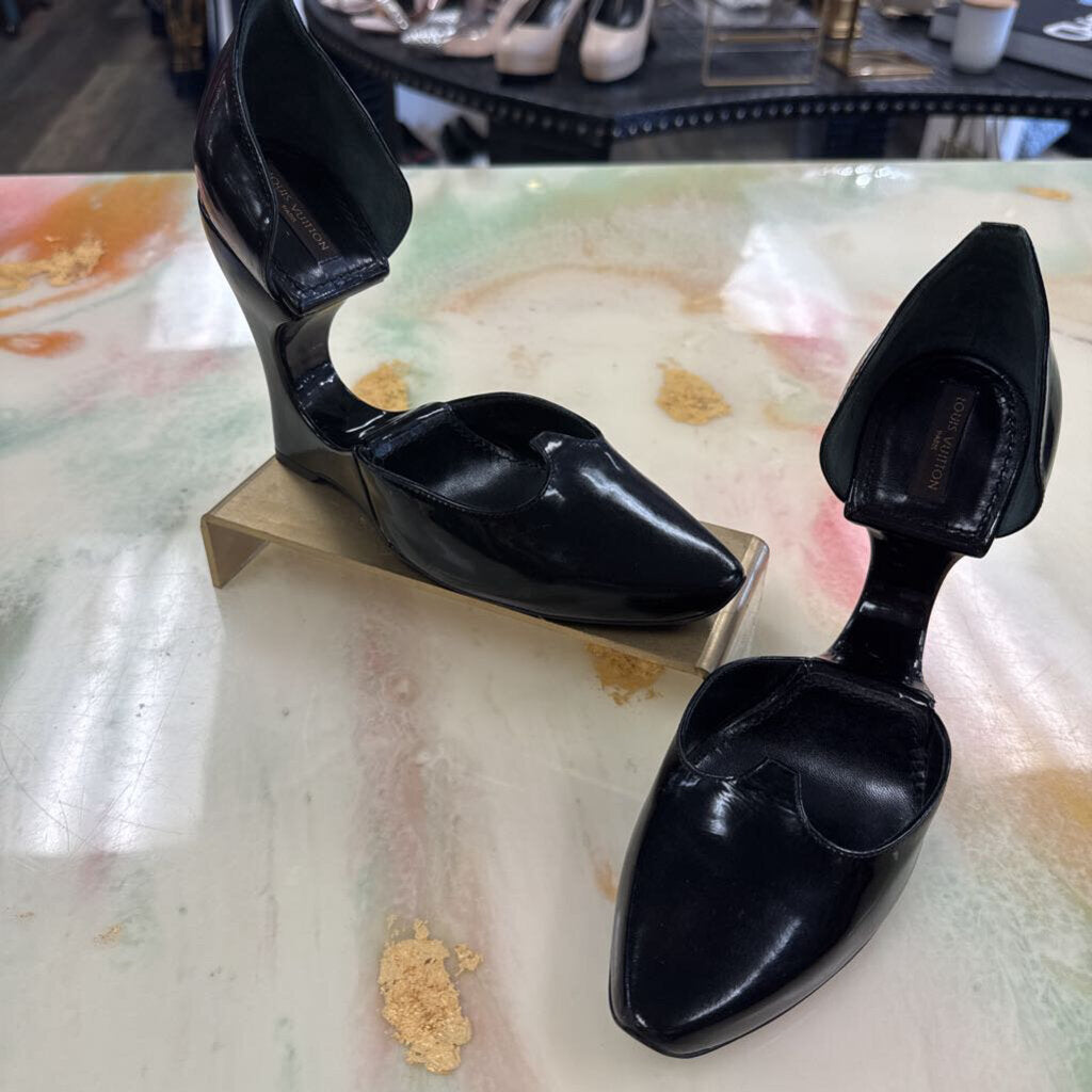 Patent Leather D’Orsay Pumps