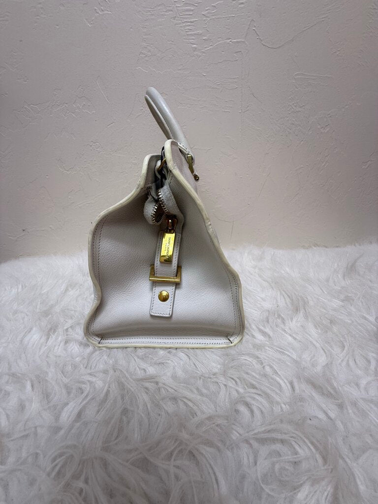 Calfskin Medium Classic Y Cabas