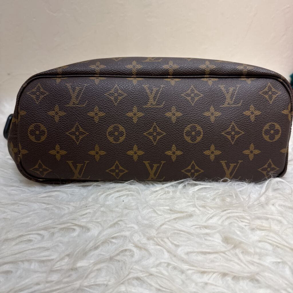 Monogram Neverfull PM with Pouchette
