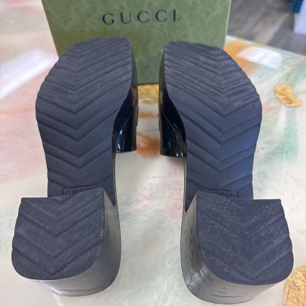 Nero Rubber Slides