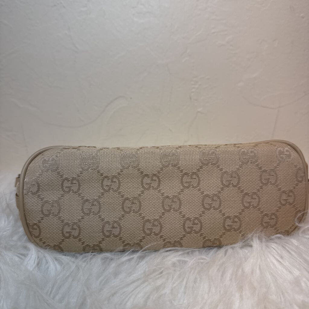 GG Canvas Boat Pochette