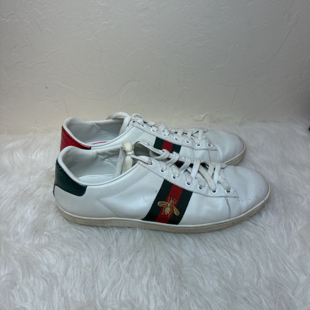 Ace Sneakers