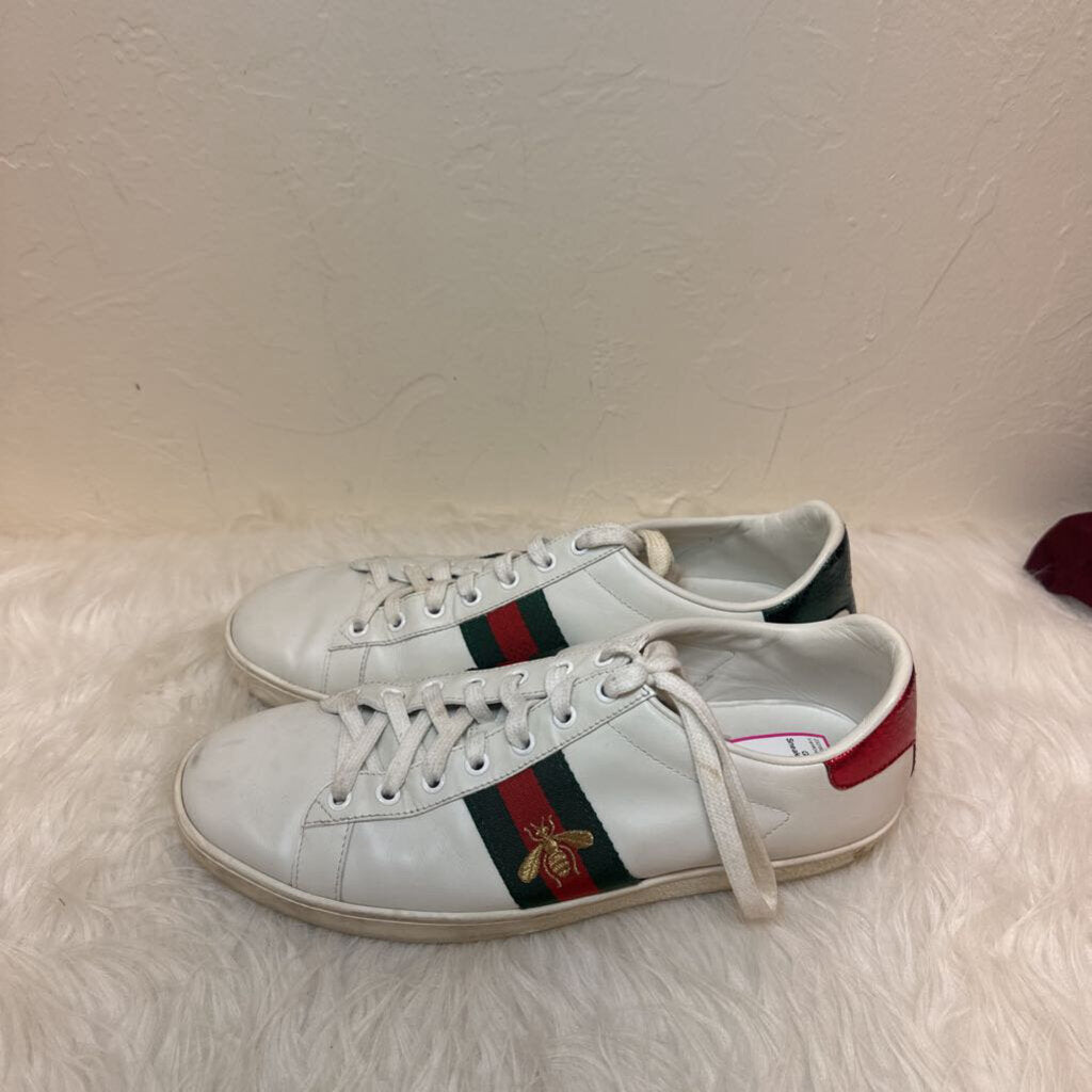 Ace Sneakers