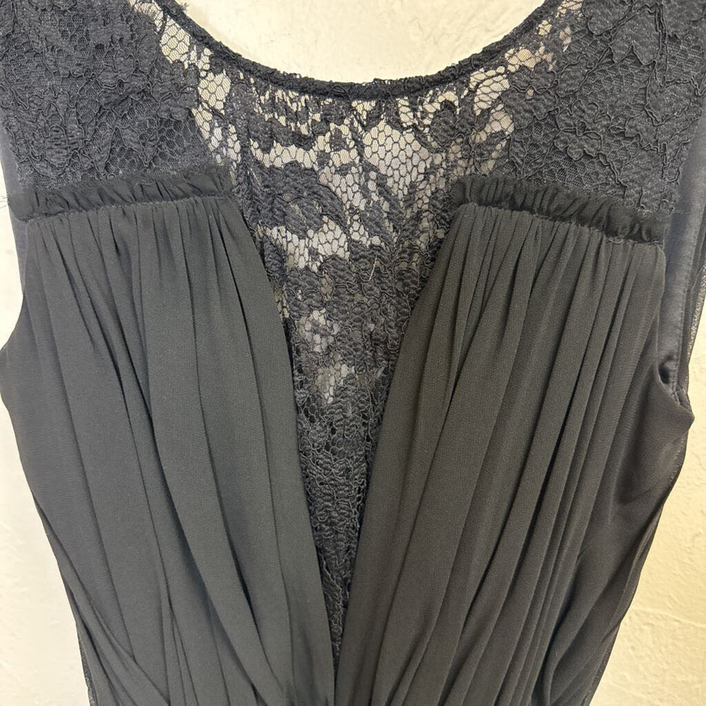 Sleeveless Lace Black Dress