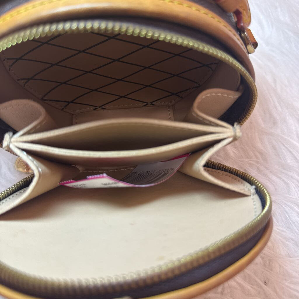 Monogram Mini Boite Chapeau