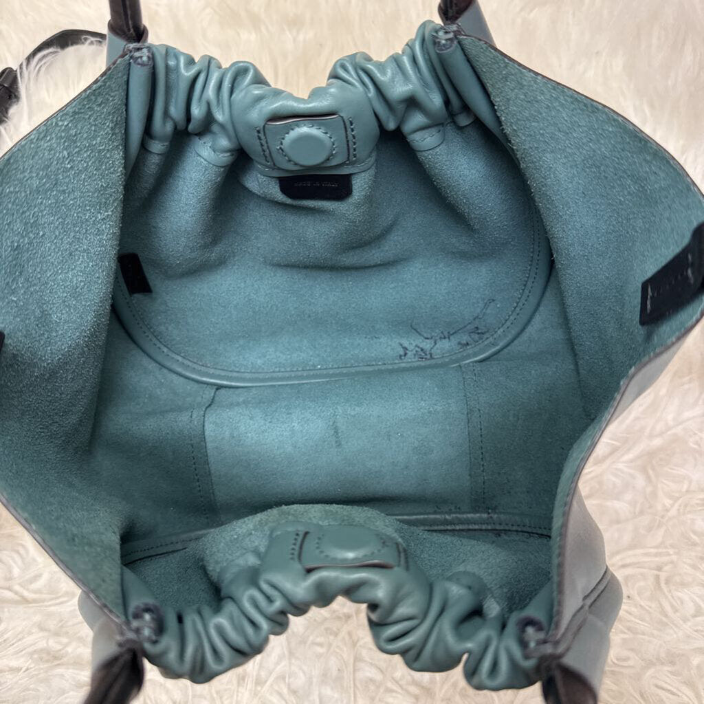 Small Ruched top handle