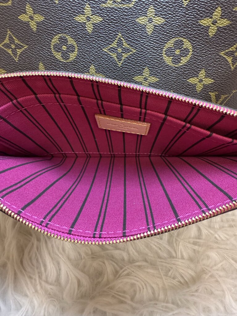 Louis Vuitton Neverfull GM Tote Bag