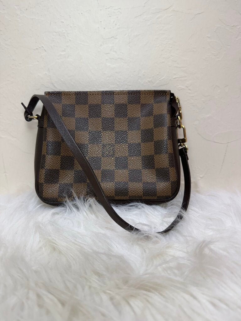 Damier Ebene Pouchette