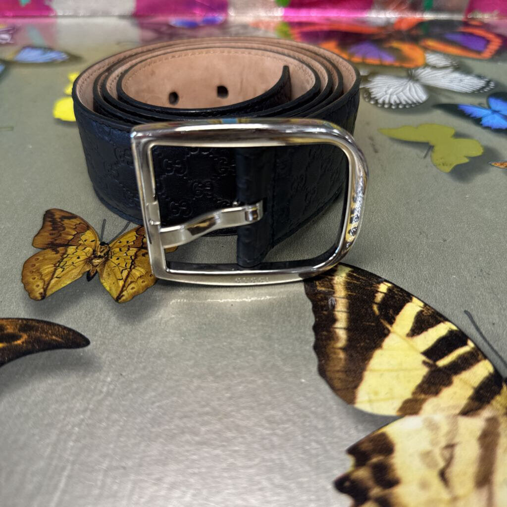 Silver square buckle