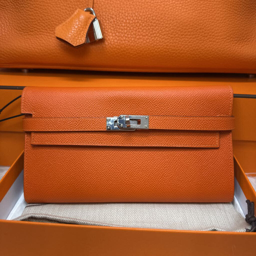 Epsom Kelly Longue Wallet Orange