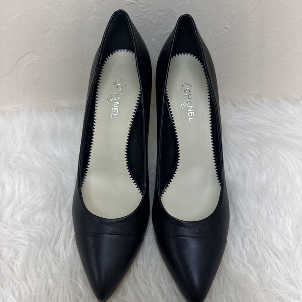 Black Lambskin Cap Toe Pumps Gold Tipped Heels