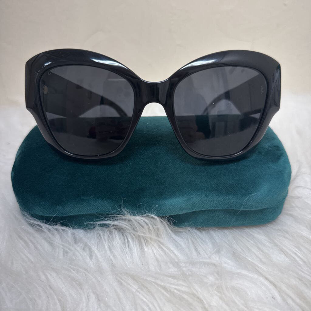 Oversized Acetate Butterfly Sunglasses GG0808S
