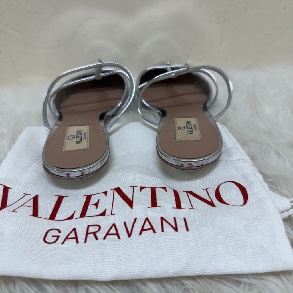 Wispy Rockstud Silver Metallic Mules