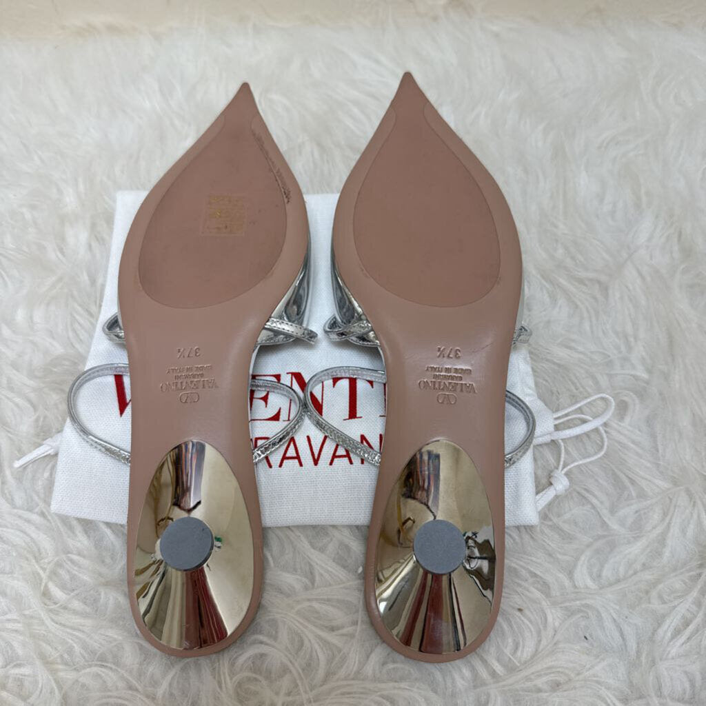 Wispy Rockstud Silver Metallic Mules