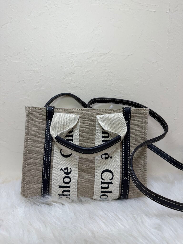 Canvas East West Mini NWT