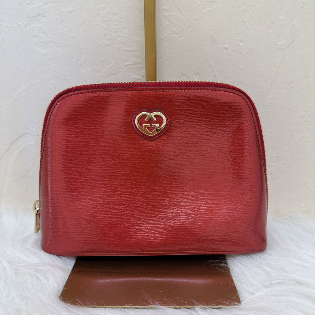 Interlocking Leather Cosmetic Bag