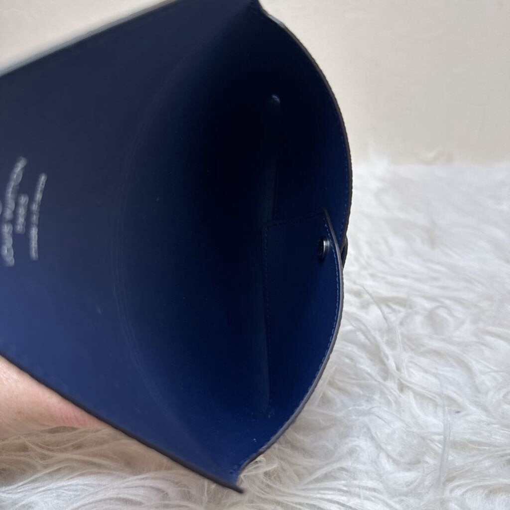 Monogram Kirigami Medium