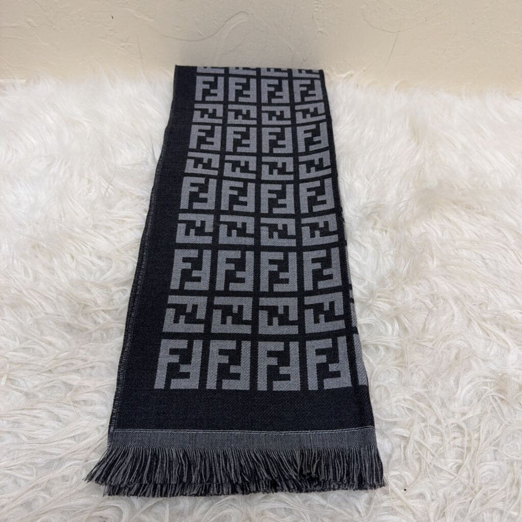 Large Print Zucca Scarf