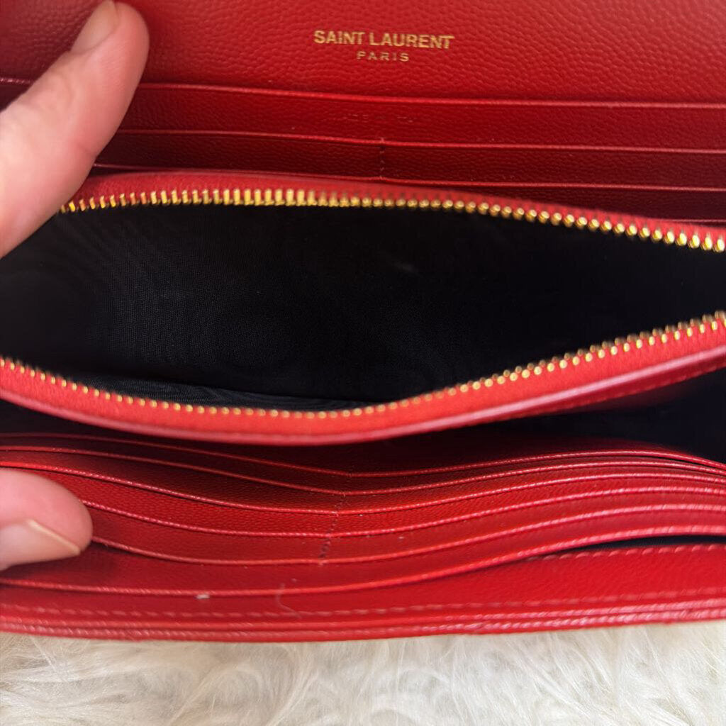 Cassandre Matelasse Envelope Red