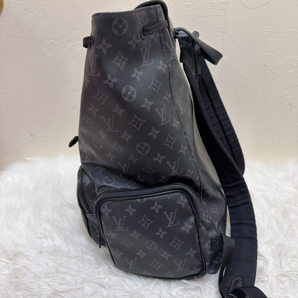 Trio Backpack in Monogram Eclipse