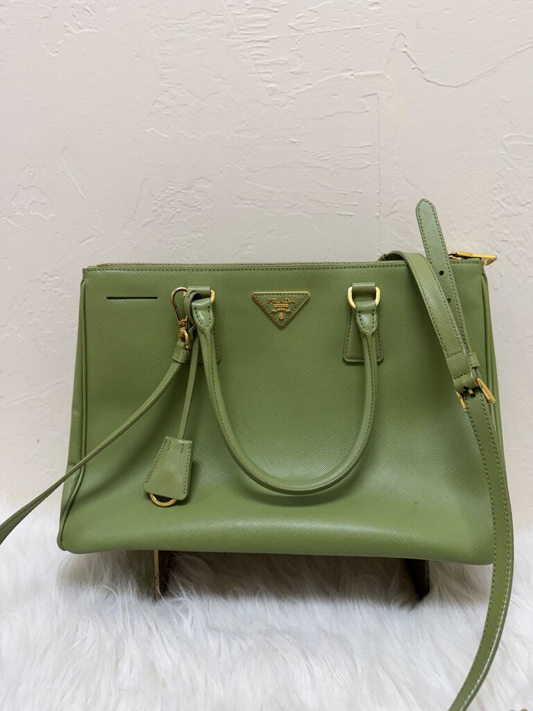 Saffiano Leather Galleria Double Zip Large