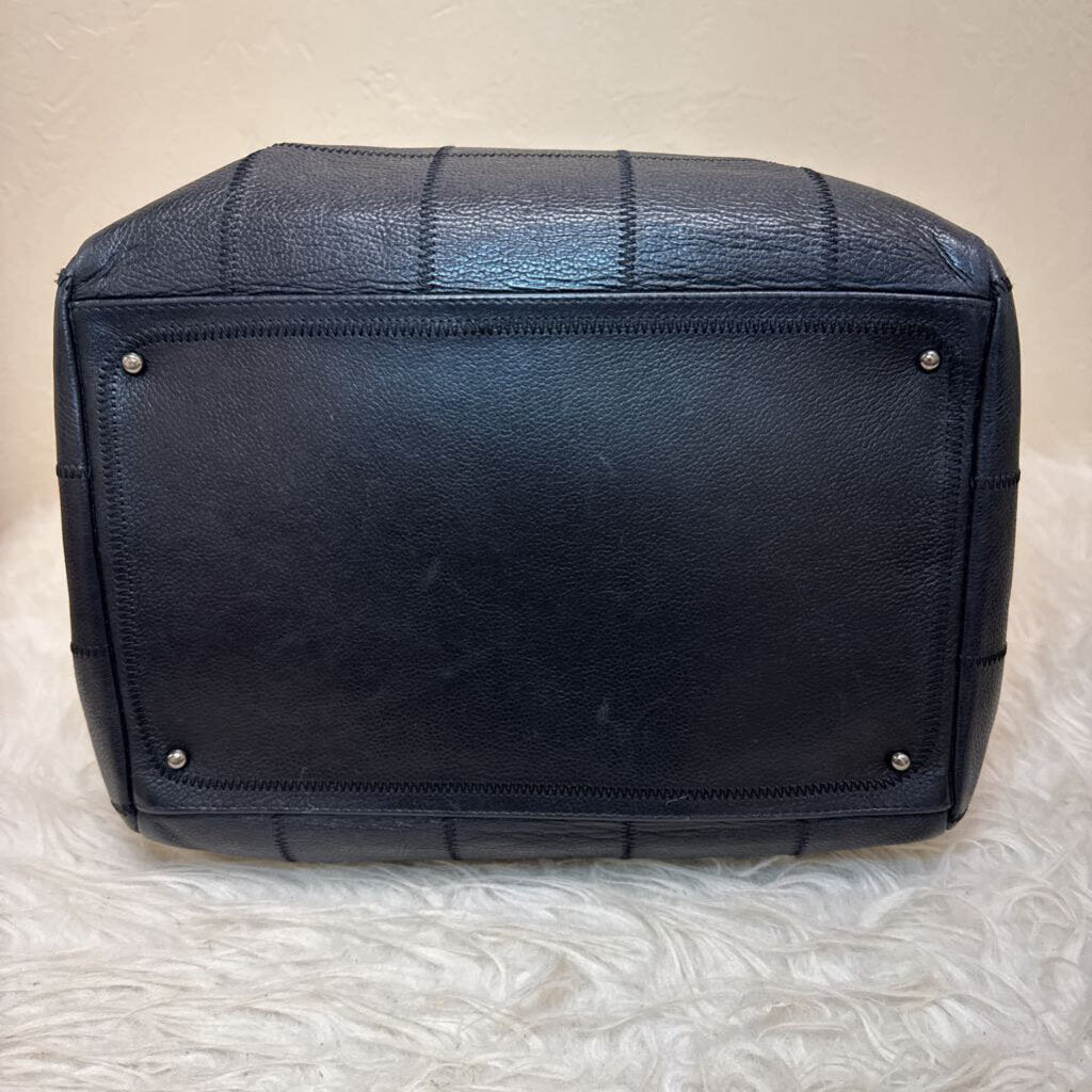 Square Stitch Soft Caviar Skin Black Leather Boston Bag