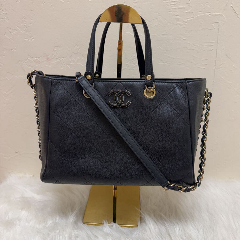 Black Calfskin Neo Soft Shopping Tote