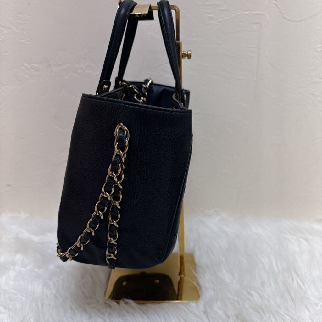 Black Calfskin Neo Soft Shopping Tote