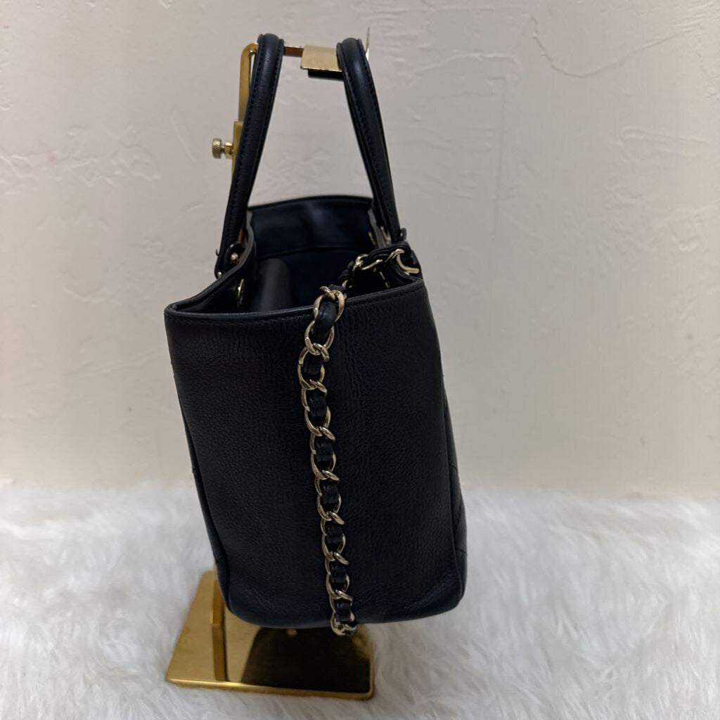 Black Calfskin Neo Soft Shopping Tote