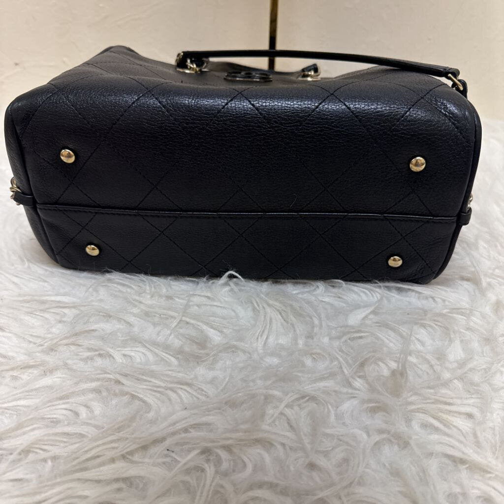 Black Calfskin Neo Soft Shopping Tote