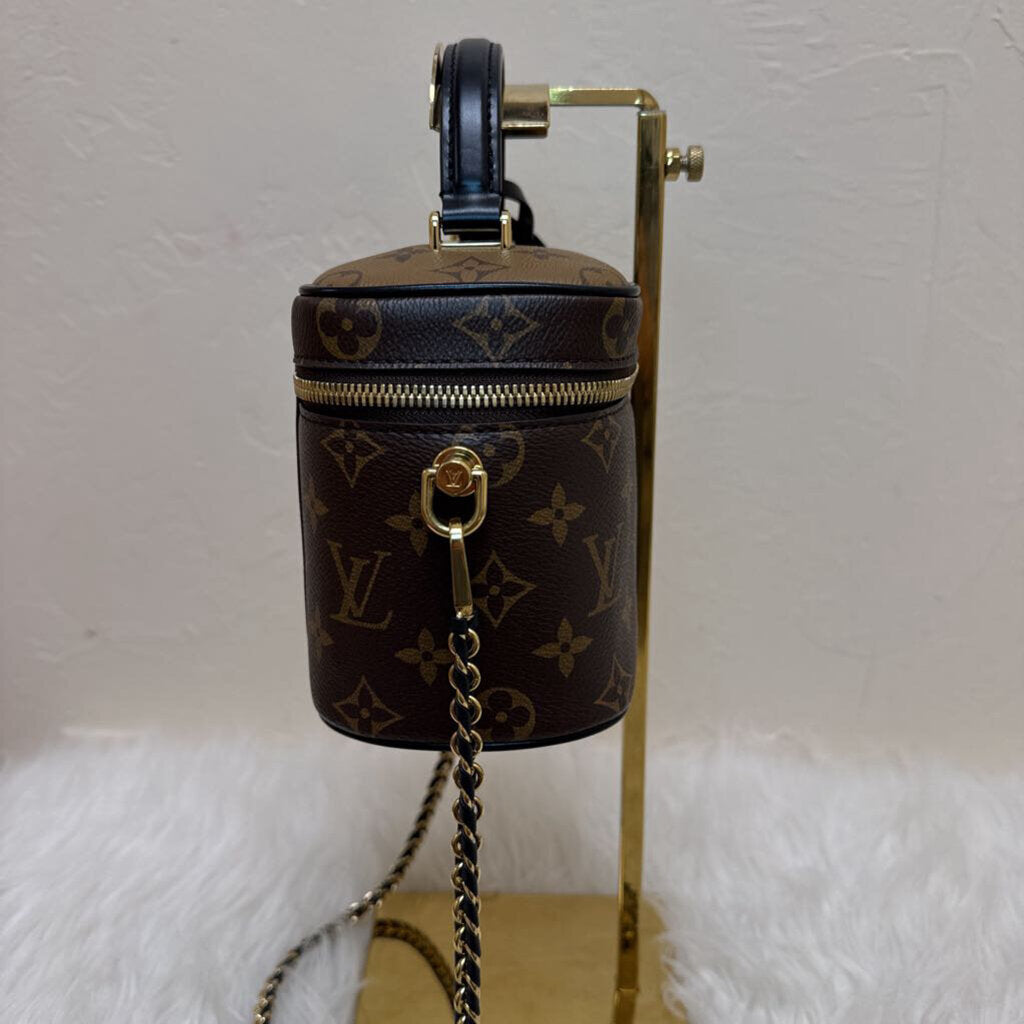 Reverse Monogram Vanity PM w/ Braided chain