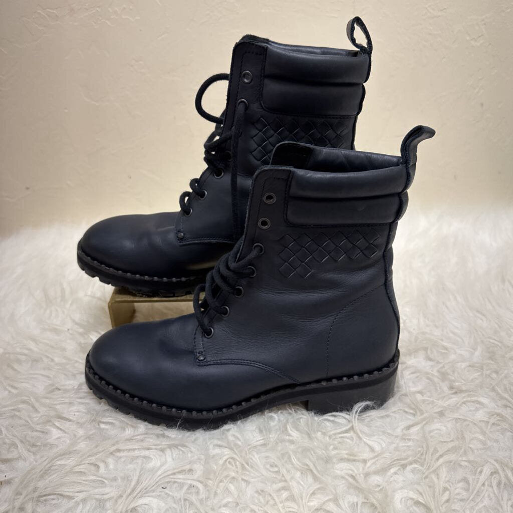 Leather Eldfell Combat Boots (Box and Dust bags)