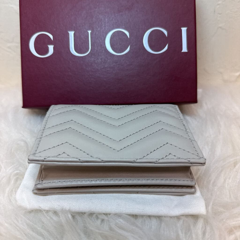 GG Marmont small wallet (New in box w/ Dustbag)